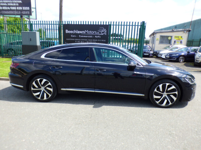 Image for 2018 Volkswagen Arteon 2.0 TDI 150 BHP R LINE DSG // FULL DOCUMENTED SERVICE HISTORY // ONE PREVIOUS OWNER // FANTASTIC SPECIFICATION // 11/24 NCT // SUNROOF, HEATED SEATS AND REVERSE CAMERA // 