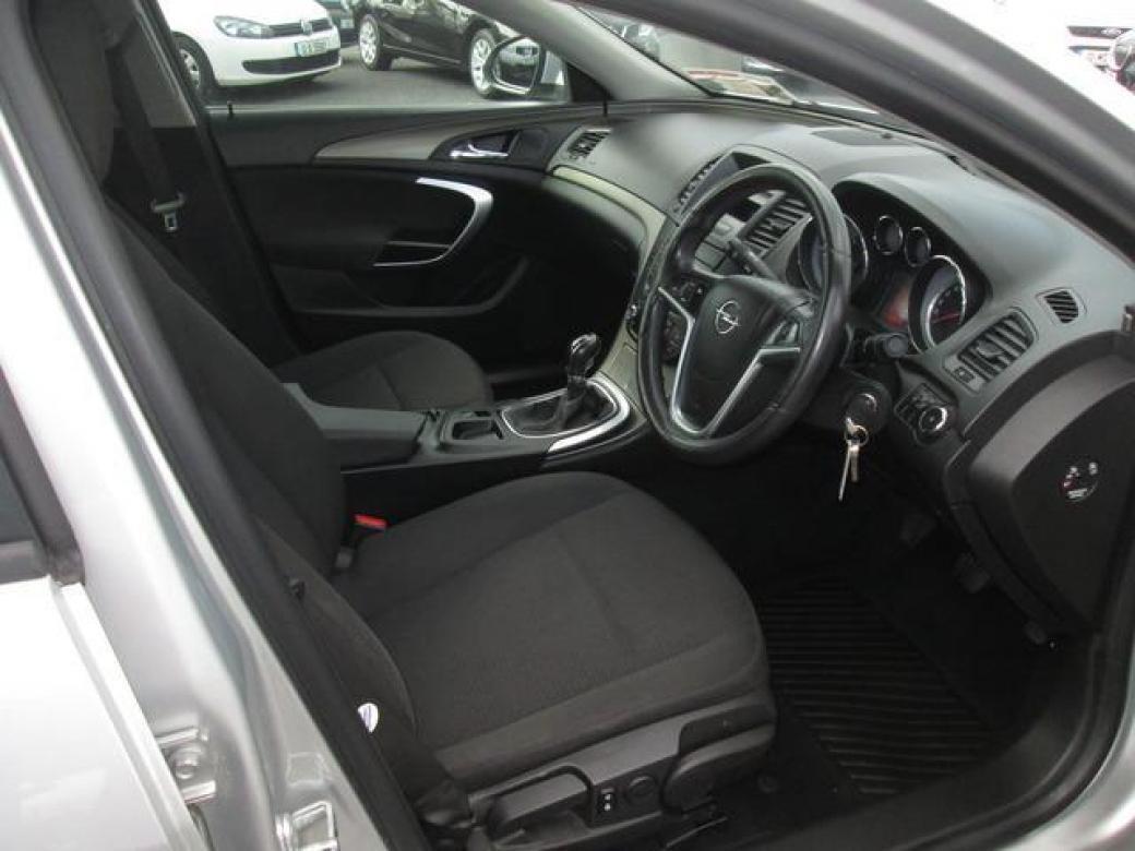 2011 Opel Insignia