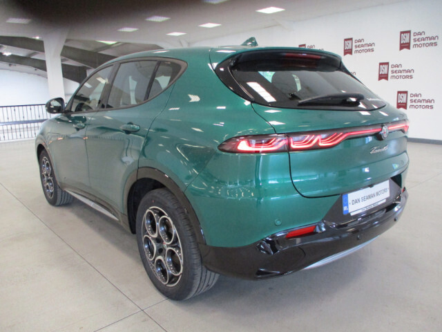 Image for 2023 Alfa Romeo Tonale 1.5 MHEV HYBRID Ti 160 BHP AUTO-CAMERA-SAT NAV-APPLE/ANDROI CAR PLAY