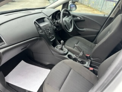2013 Opel Astra