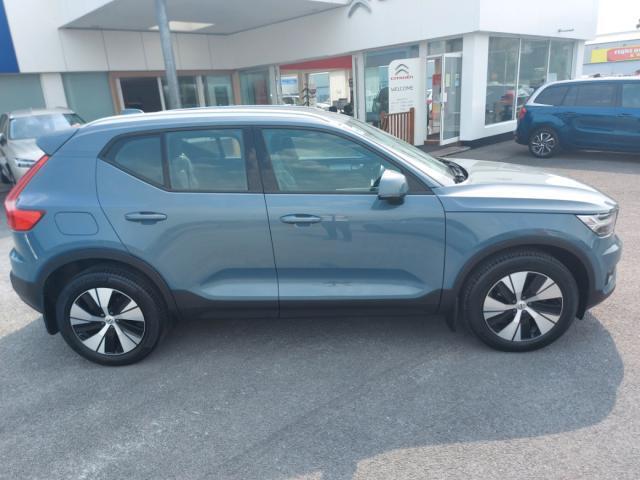 Image for 2020 Volvo XC40 D3 MOM PRO AT 5DR Auto