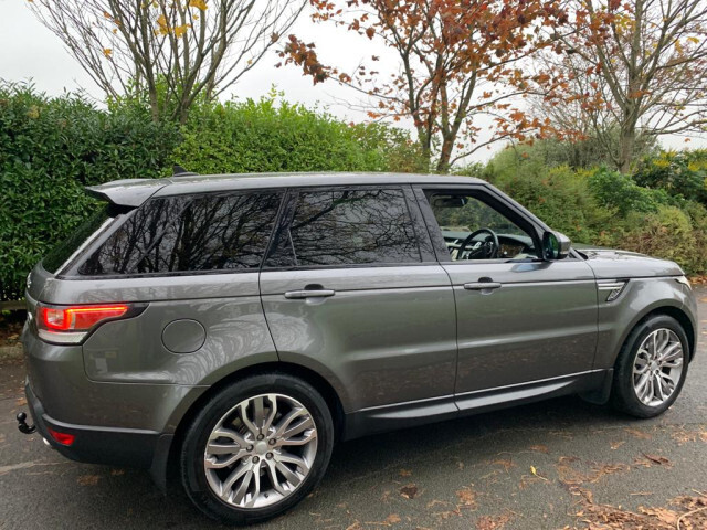 Image for 2015 Land Rover Range Rover 3.0 Sport Factory Crew Cab HSE 5DR Auto Mint Vat Invoice available Full Service History , Full Leather Seats, Reversing Camera