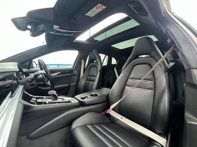 2018 Porsche Panamera