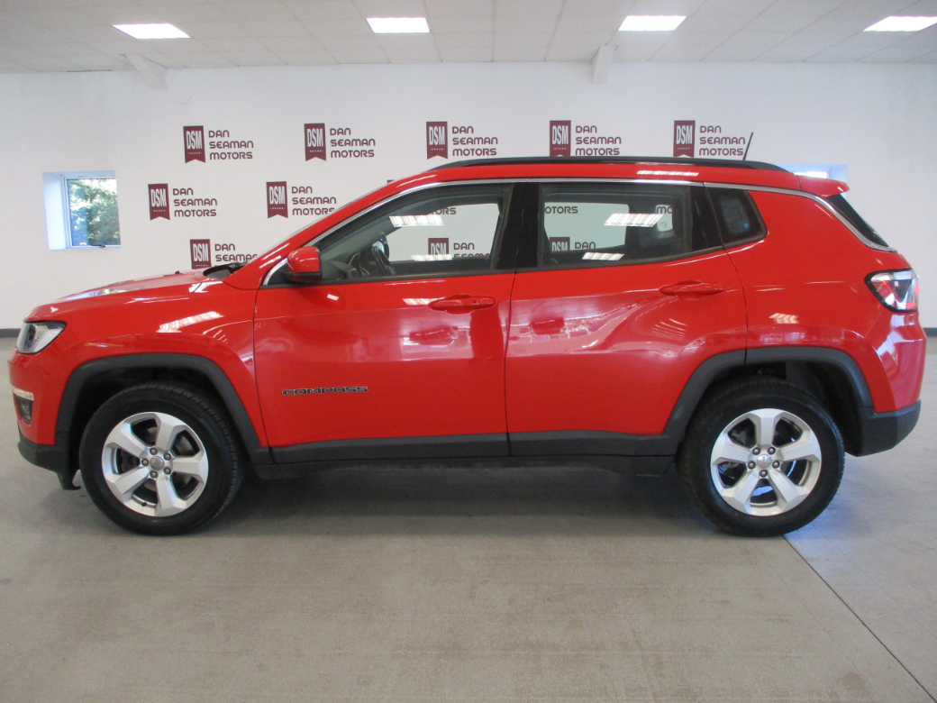 Image for 2018 Jeep Compass 1.6 Mjet 120HP Longitude 5DR-CAMERA-1/2 LEATHER-SAT NAV-MP3-BLUETOOTH-ALLOYS