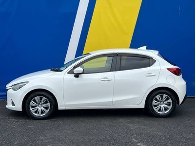 2017 Mazda Demio