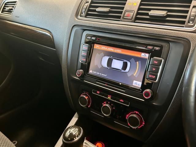 Image for 2015 Volkswagen Jetta COMFORTLINE 2.0 TDI MANUAL 5SPEED 110HP 4DR