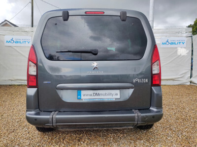 2016 Peugeot Partner Tepee