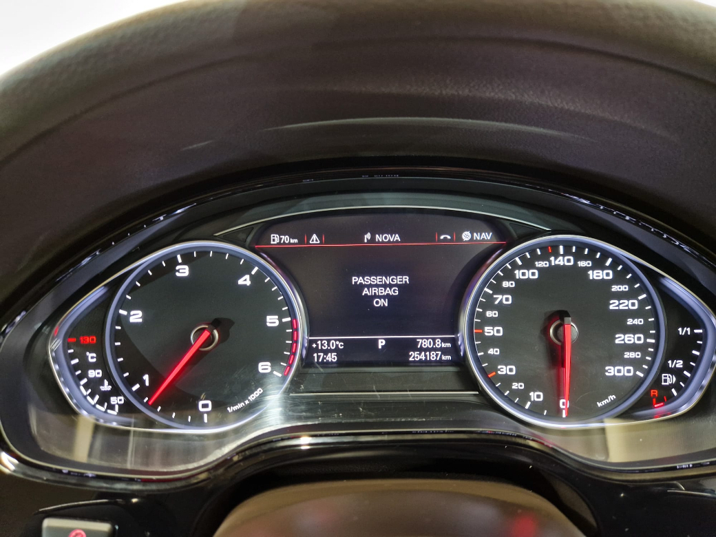2011 Audi A8