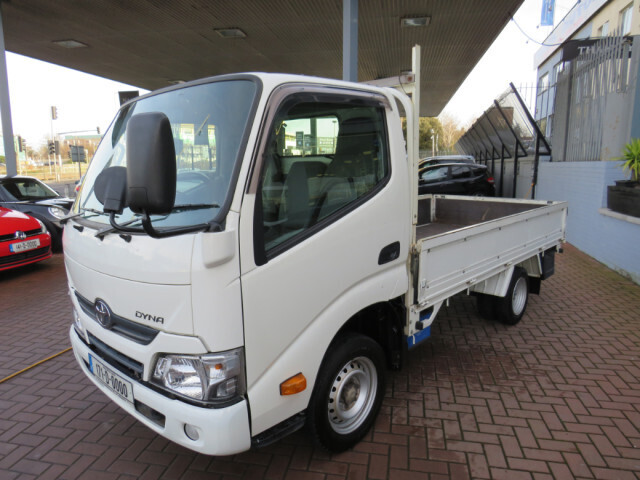 Image for 2017 Toyota Dyna 1.5 TONNE TWIN WHEEL DROPSIDE PICK UP // 1 OWNER // IMMACULATE CONDITION // UNDERNEATH IN AS NEW CONDITION NO RUST // FACELIFT MODEL IN AUTOMATIC //SIMI APPROVED DEALER 2023 // CALL 01 4564074 //
