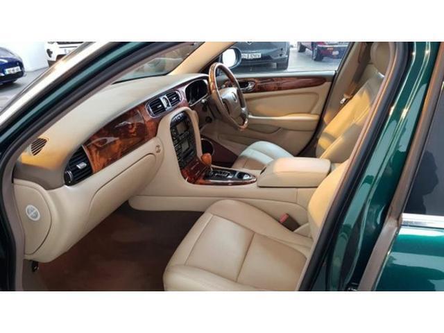 Image for 2010 Jaguar XJ JAGUAR XJ 2.7D V6 EXECUTIVE - 2010