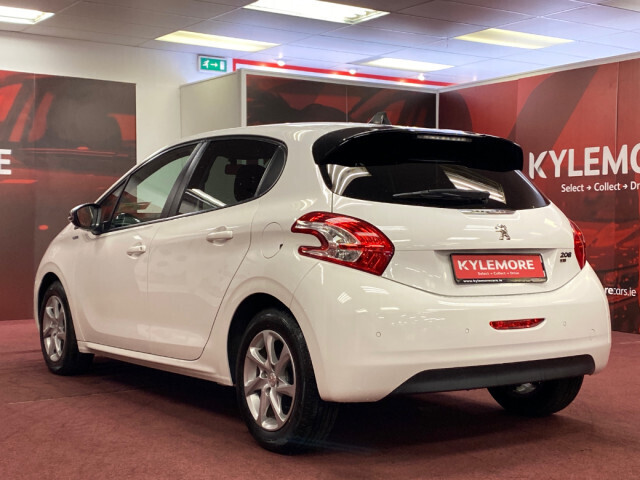 Image for 2015 Peugeot 208 1.2 AUTOMATIC ENVY EDITION - LOW MILEAGE