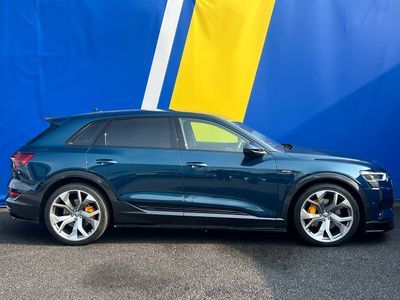 2022 Audi e-tron