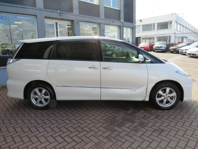 Image for 2012 Toyota Estima 2.5 HYBRID LUXURY 7 SEATER MPV // 1 OWNER FROM NEW //TWIN ELECTRIC SLIDING DOORS // SIMI APPROVED DEALER 2023 // CALL 01 4564074 TODAY TO BOOK A TEST DRIVE // ALL TRADE INS WELCCOME //