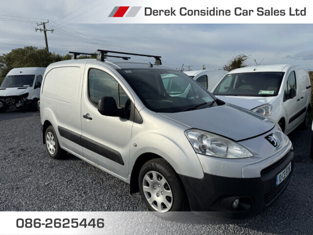 vehicle for sale from Derek Considine Car Sales Ltd