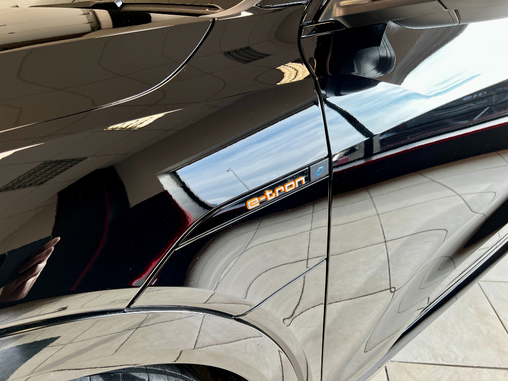 2022 Audi e-tron