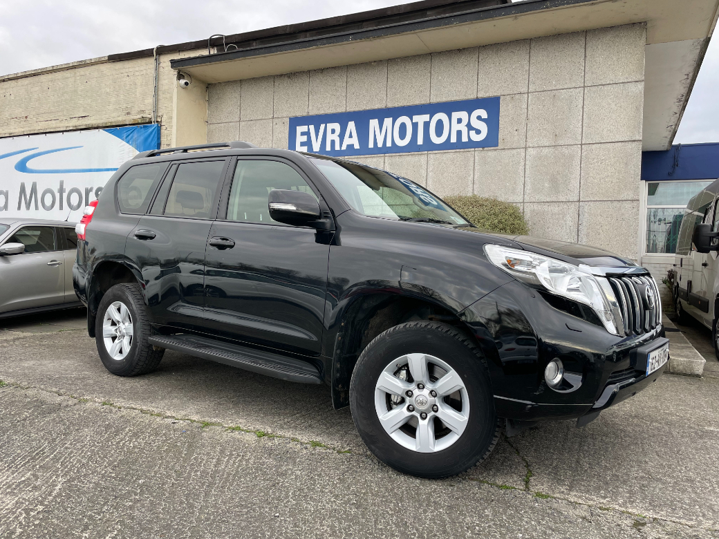 Image for 2016 Toyota Landcruiser 2.8D AUTOMATIC 5 SEAT BUSINESS CLASS 5DR **PRICE €43, 950 INC VAT**