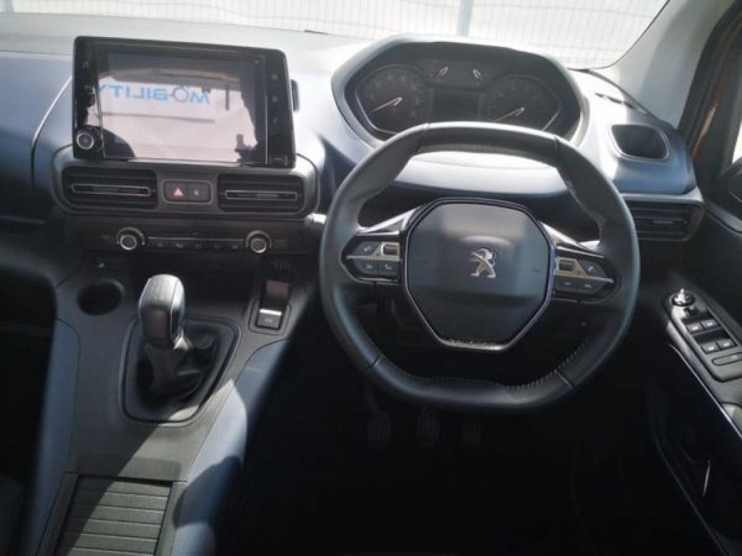 2023 Peugeot Rifter