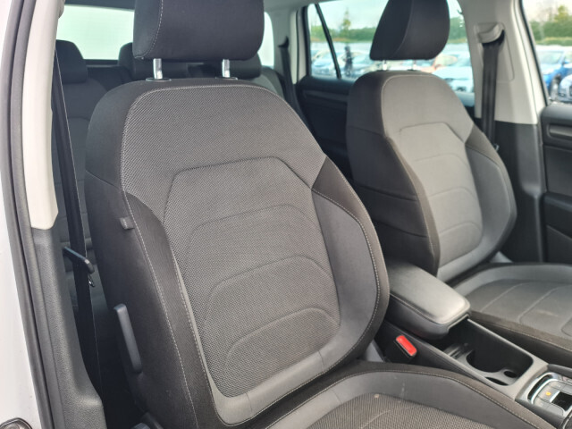 Image for 2019 Skoda Kodiaq 2.0 TDI AMBITION AUTOMATIC // CRUISE CONTROL // PARKING SENSORS // ANDROID AUTO // APPLE CARPLAY // FINANCE THIS CAR FROM ONLY €127 PER WEEK