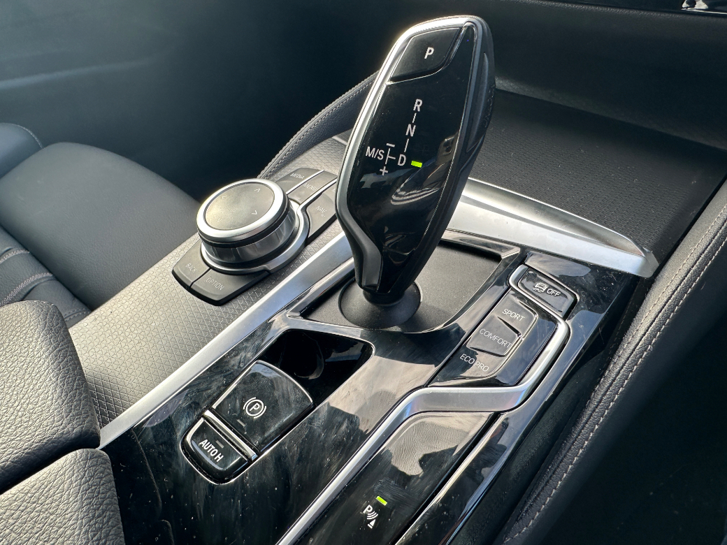 2022 BMW 5 Series