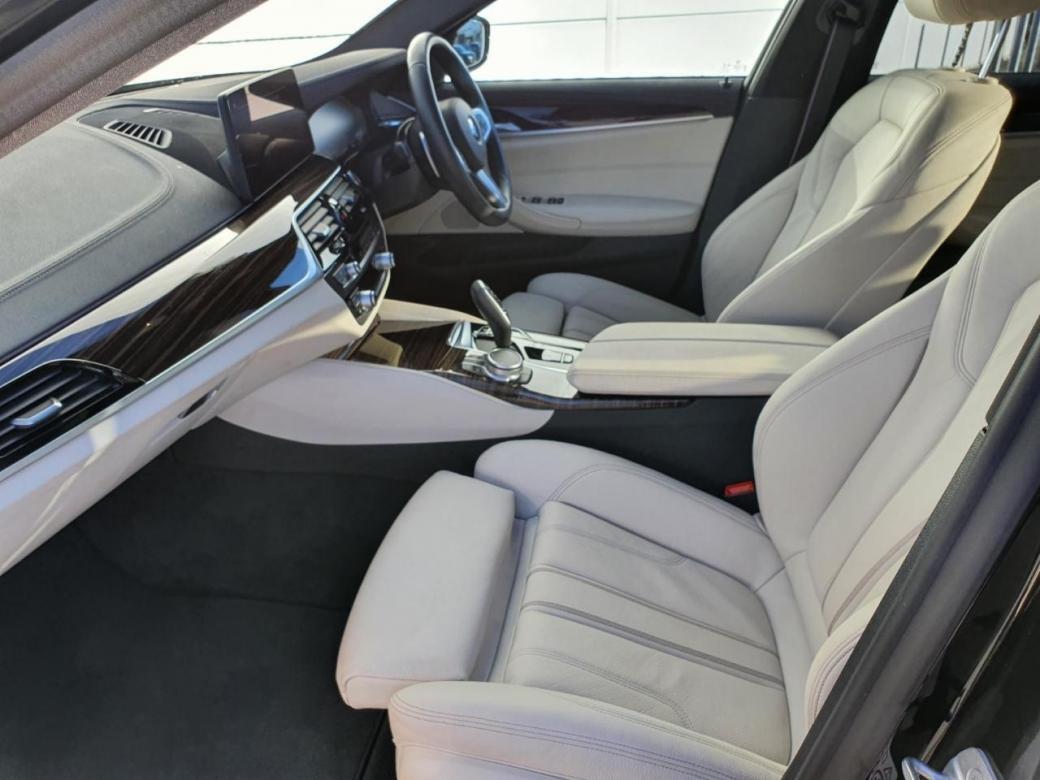 2021 BMW 5 Series