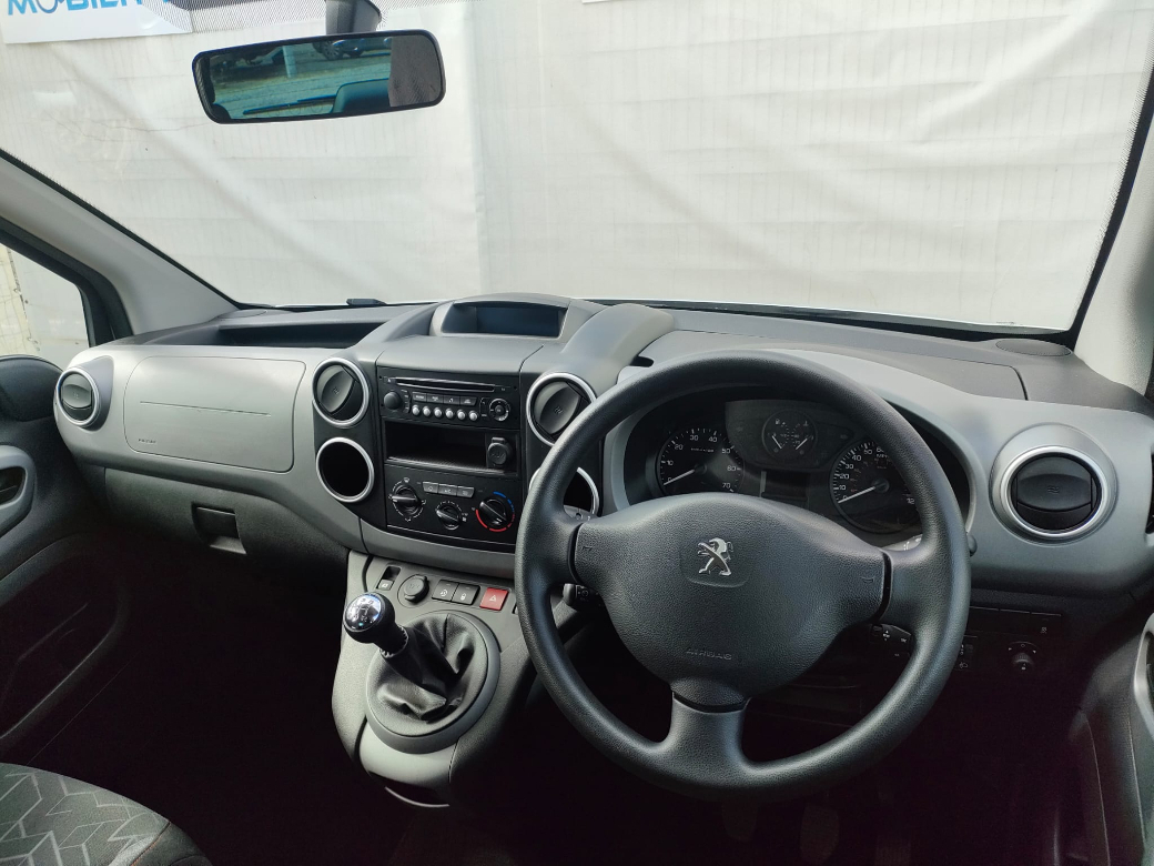 2017 Peugeot Partner Tepee