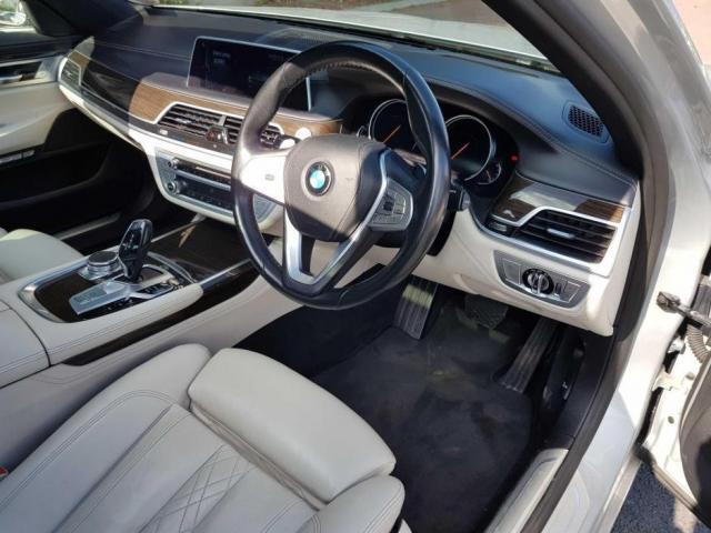 Image for 2016 BMW 7 Series 730D * GLACIER SILVER / IVORY EXCLUSIVE NAPPA LEATHER * SUNROOF * ULTIMATE SPEC * HEAD UP DISPLAY * MASSAGE SEATS * BEST AVAILABLE * 