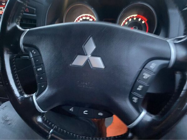 Image for 2014 Mitsubishi Pajero 3.2 DID 170 LWB 2 Seat Commercial 