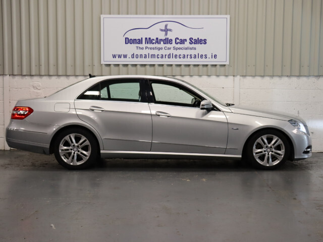 Image for 2011 Mercedes-Benz E Class E 200 CDI BE Avantgarde (pan roof)