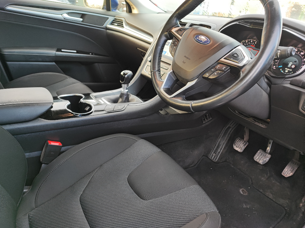 2016 Ford Mondeo