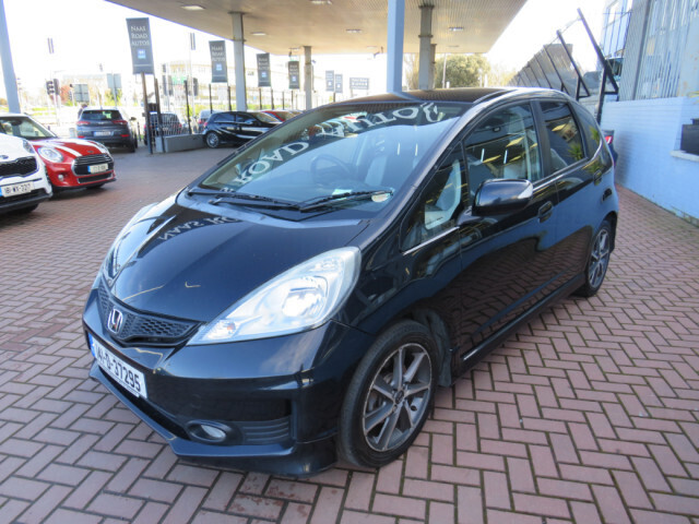 Image for 2014 Honda Jazz 1.4 I VTEC SI 5DR // IMMACULATE CONDITION INSIDE AND OUT // ALLOYS // AIR-CON // CRUISE CONTROL // MFSW // NAAS ROAD AUTOS EST 1991 // CALL 01 4564074 // SIMI DEALER 20223