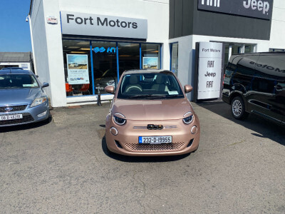2023 Fiat 500e