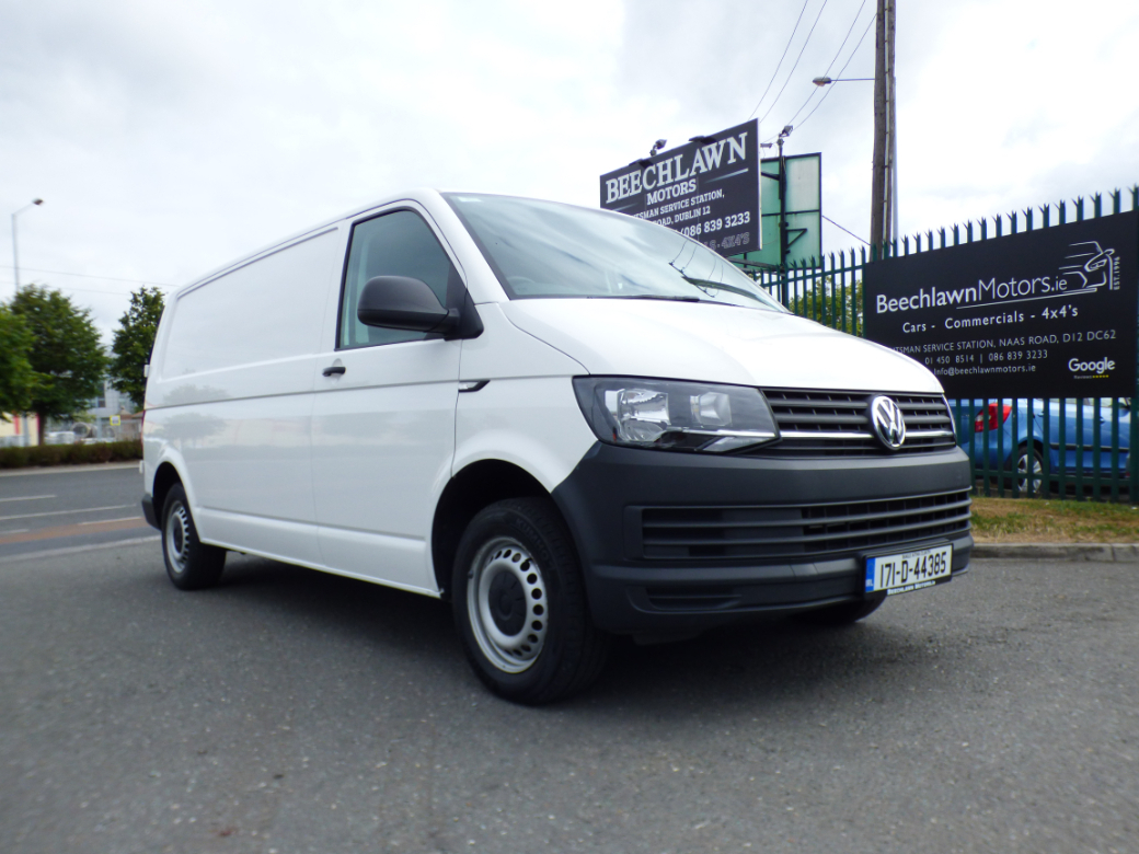 Image for 2017 Volkswagen Transporter 2.0 TDI 150 BHP LWB // PRICE INCL. VAT // AIR CON, BLUETOOTH, ELECTRIC WINDOWS AND MIRRORS // 08/23 CVRT // GREAT DOCUMENTED SERVICE HISTORY // 