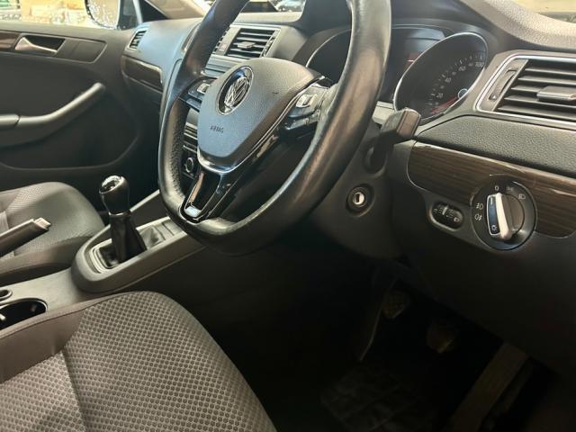 Image for 2015 Volkswagen Jetta COMFORTLINE 2.0 TDI MANUAL 5SPEED 110HP 4DR