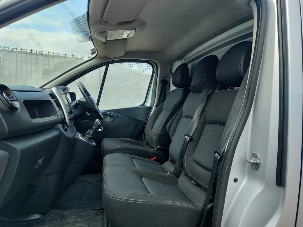 2020 Nissan NV300