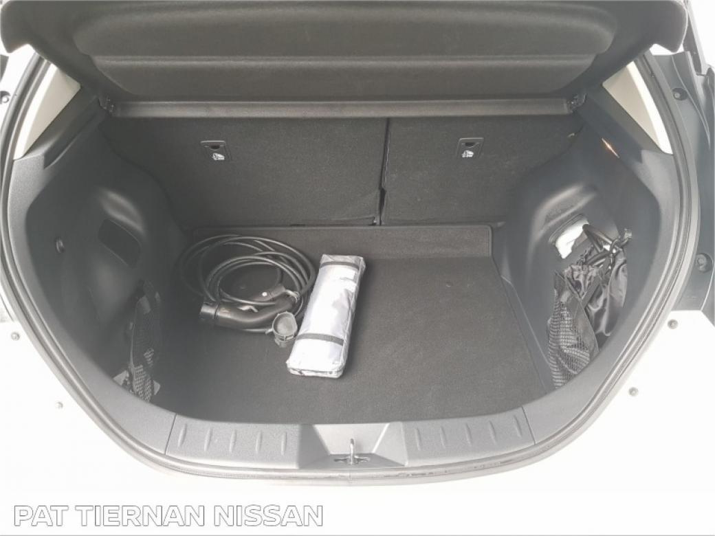 2022 Nissan Leaf
