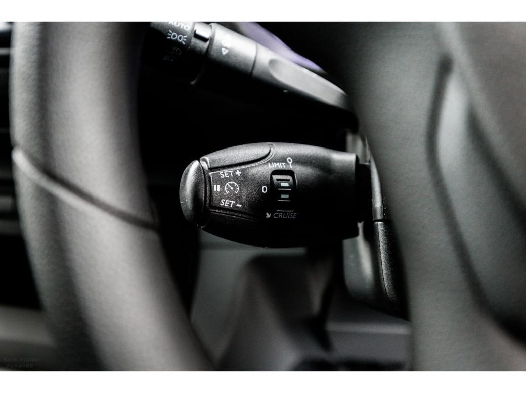 2023 Peugeot Expert