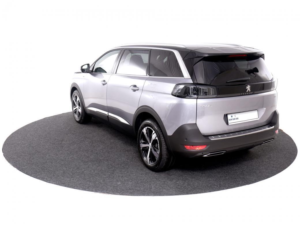 2023 Peugeot 5008