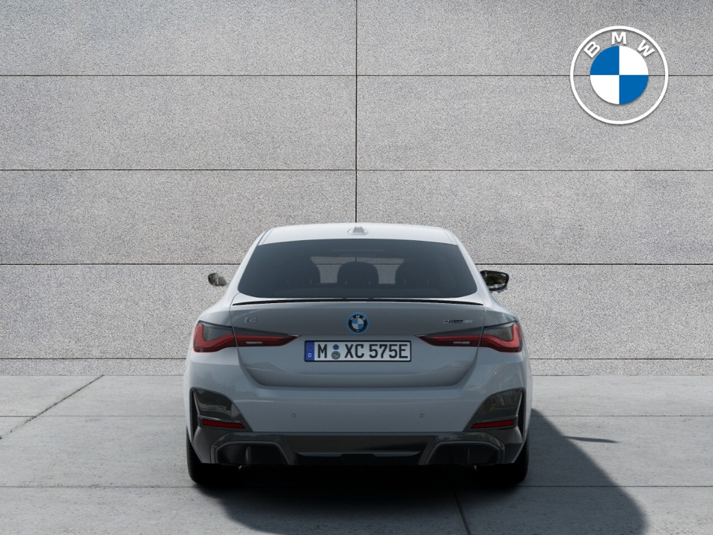 2023 BMW i4
