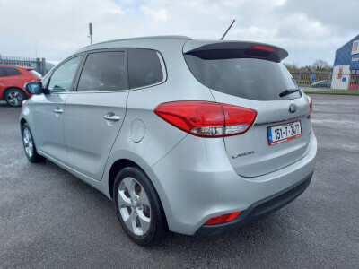 2015 Kia Carens