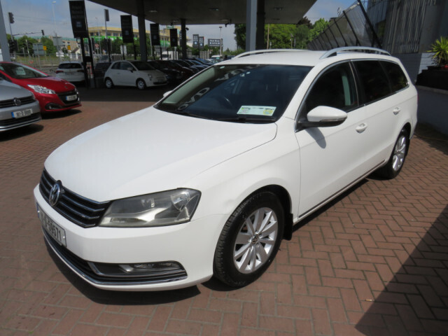 Image for 2011 Volkswagen Passat COMFORTLINE 1.4 TSI 122PS 5DR AUTOMATIC // IMMACULATE CONDITION INSIDE AND OUT // ALLOYS // AIR-CON // BLUETOOTH // MFSW // NAAS ROAD AUTOS EST 1991 // CALL 01 4564074 // SIMI DEALER 2023 
