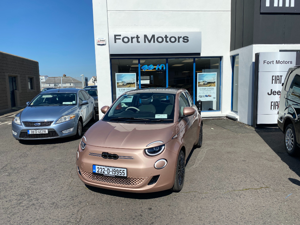 2023 Fiat 500e