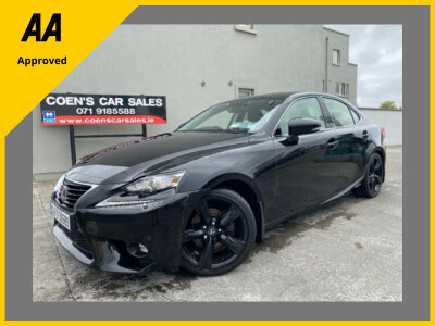 2016 Lexus IS 300h