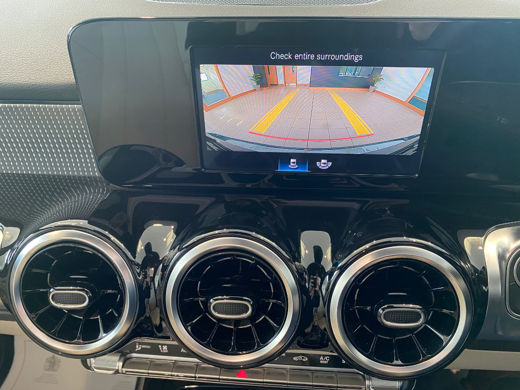 2021 Mercedes-Benz GLB Class