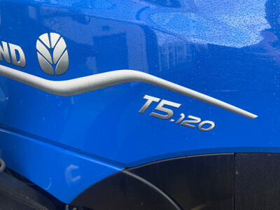 2023 New Holland T5