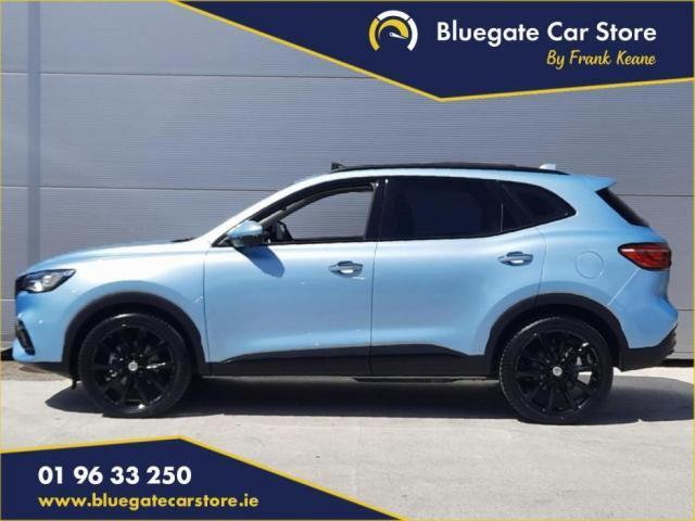 Image for 2023 MG HS Exclusive WITH BLACK MG STYLING PACK 1.5 PHEV 258BHP**360 PARKING CAMERA**FULL LEATHER**PANORAMIC SUNROOF**DUAL CLIMATE**HEATED SEATS**MOTORISED TAILGATE**ORDER YOUR NEW MG AT FRANK KEANE MG*