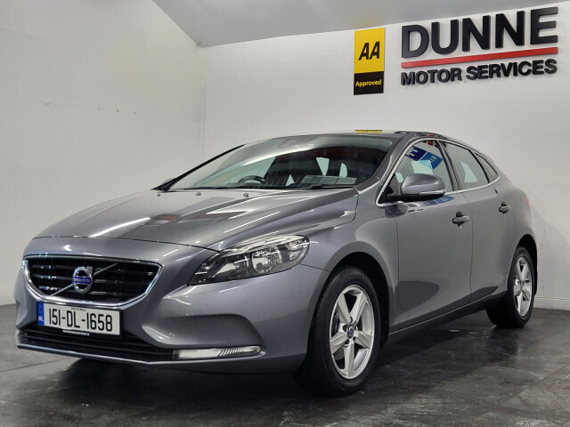 Image for 2015 Volvo V40 D2 SE, EXTENSIVE SERVICE HISTORY X8 STAMPS, TWO KEYS, NCT 03/25, LEATHER, REAR VIEW CAMERA, 12 MONTH WARRANTY, FINANCE AVAIL