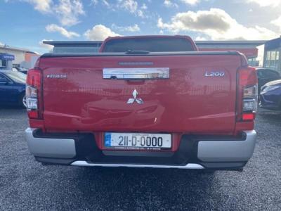 2021 Mitsubishi L200
