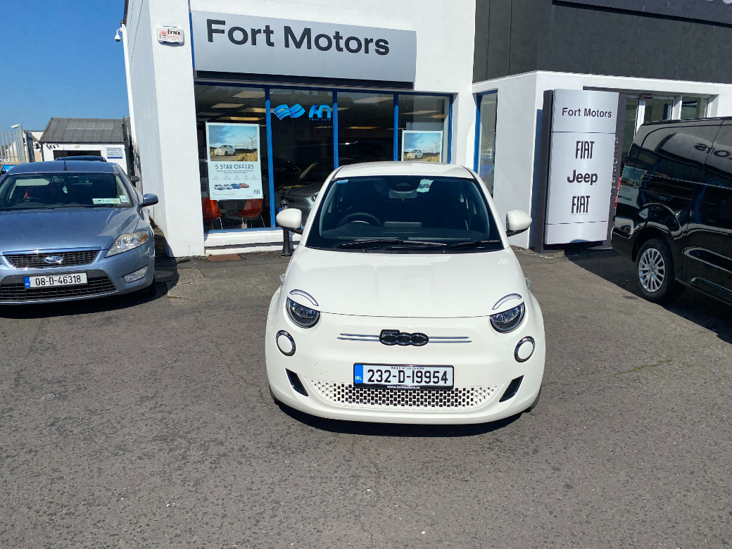 2023 Fiat 500e