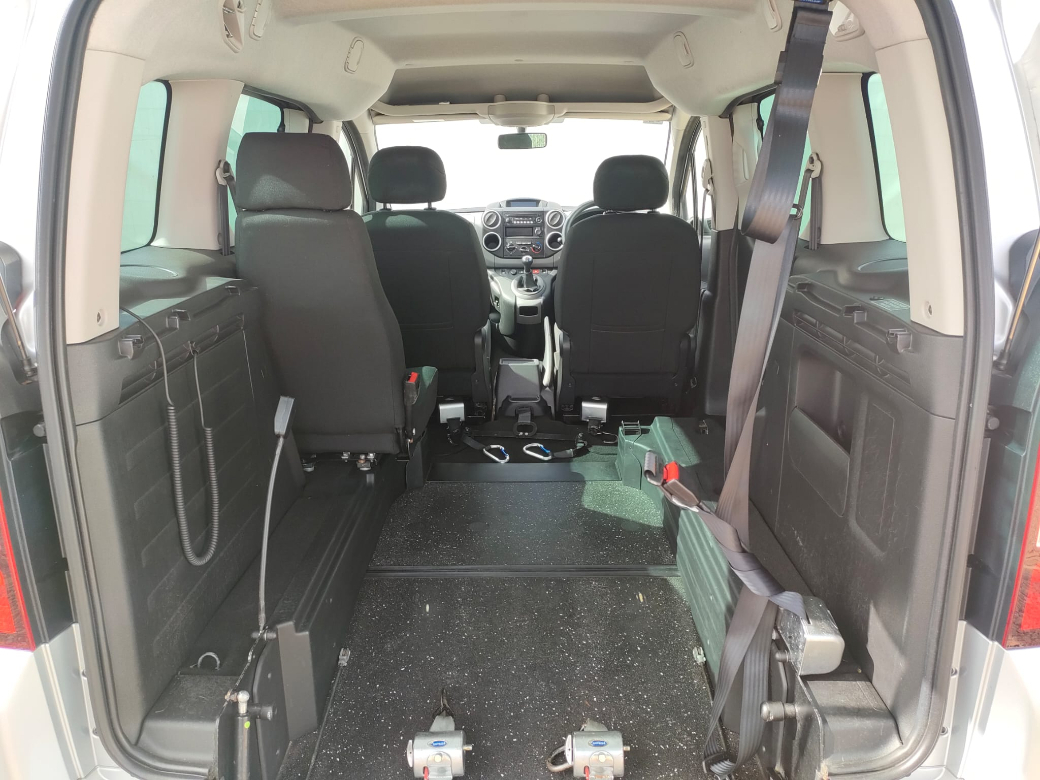 2017 Peugeot Partner Tepee
