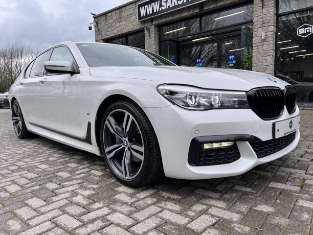 Image for 2017 BMW 7 Series 740 E G 11 M-SPORT AUTO PHEV I-PERFORMANCE. SUNROOF. MASSIVE SPEC. FINANCE ARRANGED. WWW. SARSFIELDMOTORS. IE
